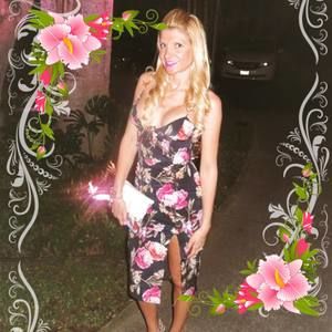 Meet your Posher, Justina